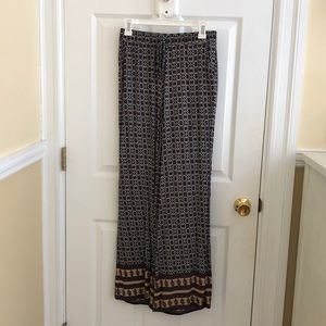Patterned flowy pants